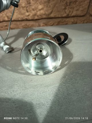 Carrete de pesca Okuma Aquios