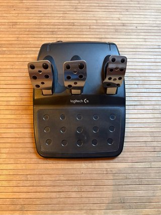 Volante Logitech G29 + Pedales + Palanca
