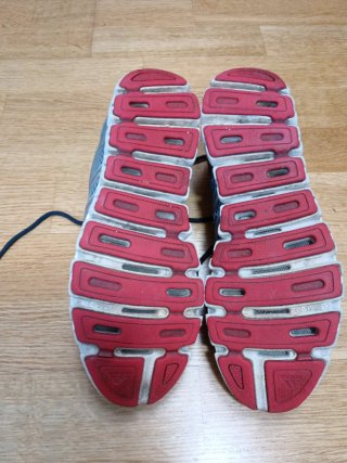 Scarpe Adidas uomo Nr. 44,2/3 tempo libero