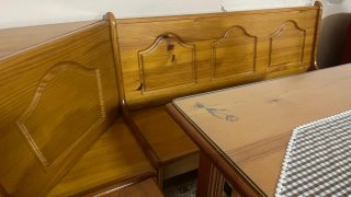 Mesa con rinconera y 2 sillas todo biselado