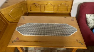 Mesa con rinconera y 2 sillas todo biselado