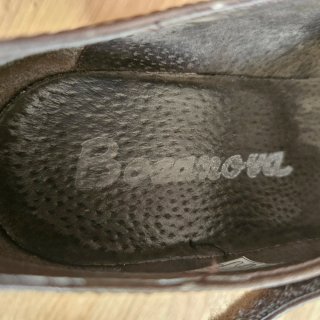 Zapatos de tacón piel marrones con tira