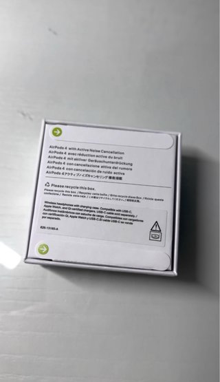 Airpods 4 con cancelación de ruido