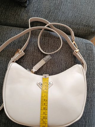 Bolso beige nuevo sin estrenar