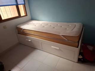 Cama nido IKEA blanca con 2 cajones