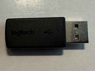 Teclado y Ratón Inalámbricos Logitech MK220