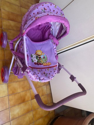 Carrito de muñecas La Abeja Maya