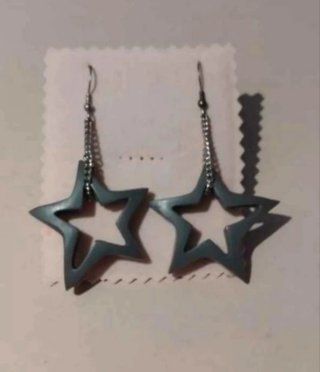Pendientes colgantes estrella gris