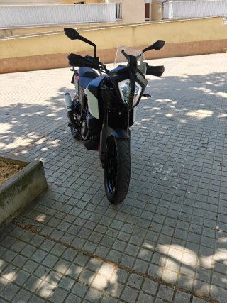 KTM 390 Adventur buen estado, extras + equipacion