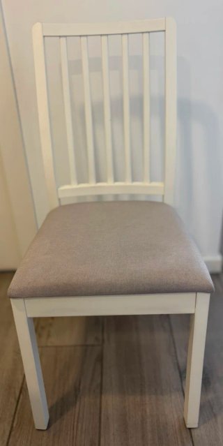 Mesa comedor/cocina + 2 sillas