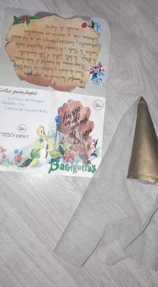 Gorro y catálogo Barriguitas