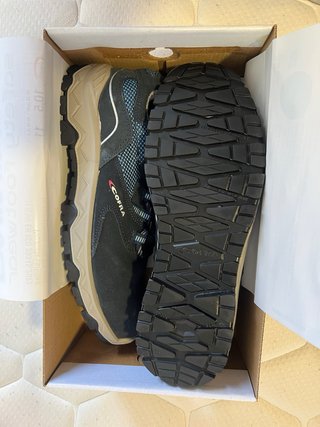 Botas de seguridad Cofra Talla 45 nuevas