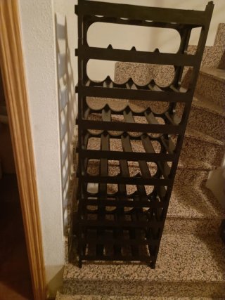 Botellero negro