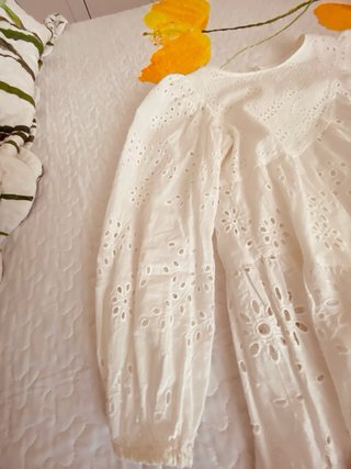 Vestido Zara blanco bordado