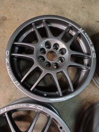 Llantas OZ Racing F1 16"