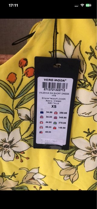 Vestido Vero Moda floral amarillo