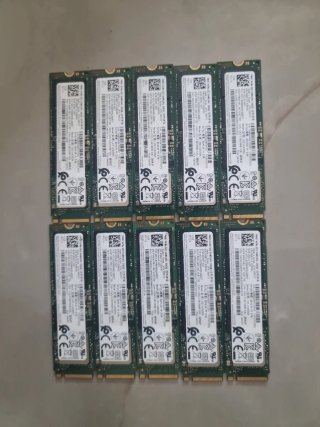 10x SSD NVMe Samsung 256GB