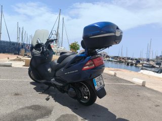 Suzuki Burgman 400 Revisada + Batería y Neumáticos
