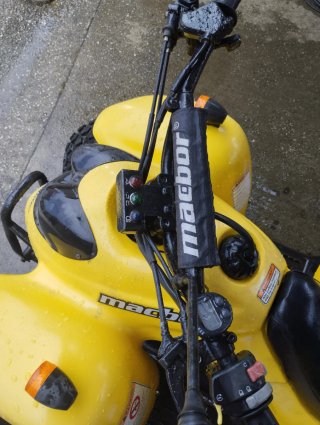 Macbor CX-50 Amarillo