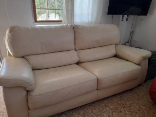 Sofá de piel blanco ice