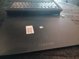 Tableta con Teclado Negro