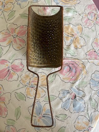 Rallador de cocina antiguo