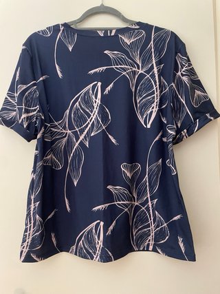 Blusa Leonisa Estampada Azul y Rosa