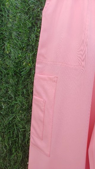 Uniforme rosa talla M