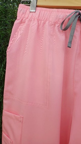 Uniforme rosa talla M