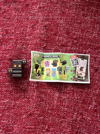 Figura Minecraft Kinder Joy