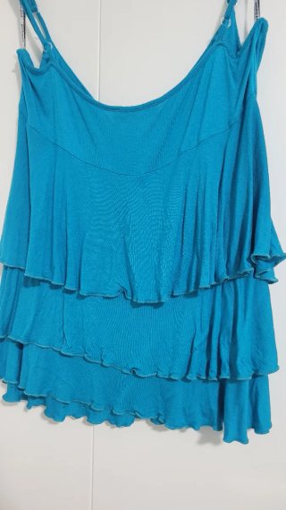 Top Morgan Azul con Volantes y Brillos