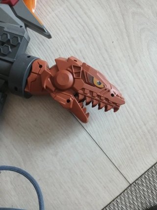 Arco e frecce da dinosauro