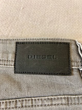 Pantalón corto Diesel THOSHORT gris T31
