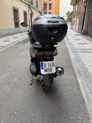 Honda PCX 125 gris, ABS, 7500km 09/22