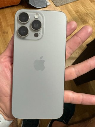 iPhone 15 Pro Max
