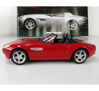BMW Z8-Rojo-1:43-Coche miniatura