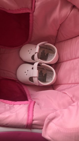 Andador Bebé Rosa + Zapatitos Regalo