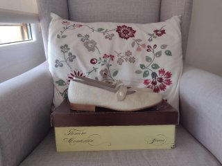 Zapatos niña piel comunión blancos