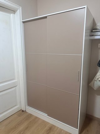 Armario de 2 puertas correderas