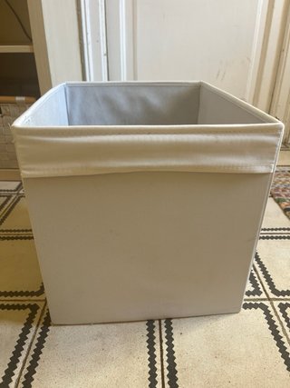 Cestas de almacenaje de mimbre y madera