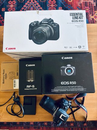 Canon EOS R50 + Kit completo | Perfect condición