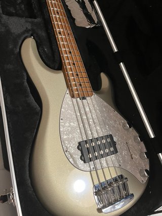 Music Man Stingray Special 5H Bajo Eléctrico