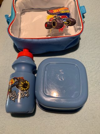 Mochila Hot Wheels con Botella y Tupper