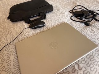 Portátil HP 15 fd0298ns Plateado
