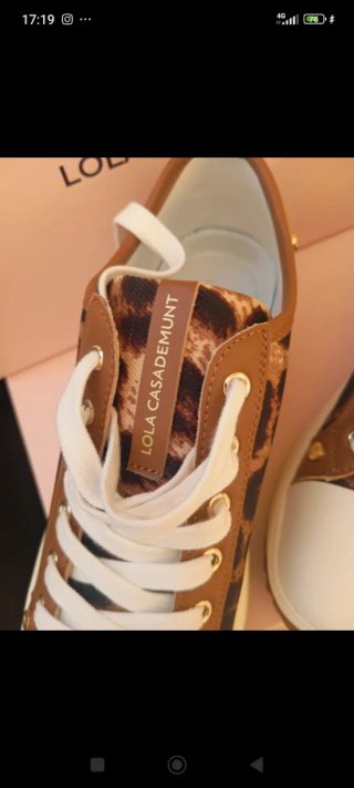 Deportivas Lola Casademunt Animal Print