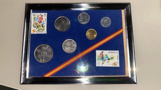 Colección Mundial 82: Monedas y Sellos España