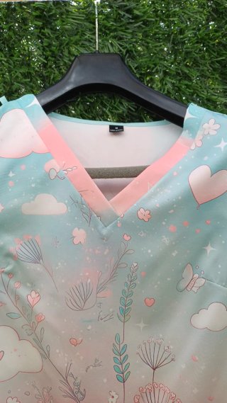 Uniforme M Corazones y Plantas
