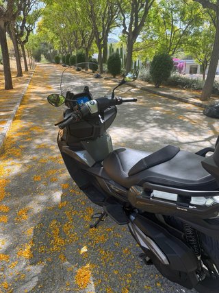 BMW C400 GT Maxi Scooter