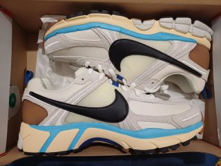 NUEVAS! ZAPATILLAS MUJER W NIKE ZOOM VOMERO 5 PRM