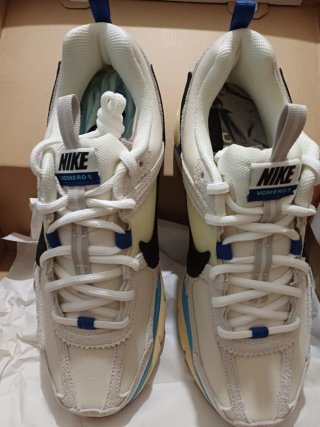 NUEVAS! ZAPATILLAS MUJER W NIKE ZOOM VOMERO 5 PRM